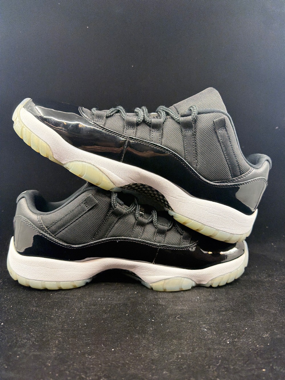 *USED* AJ 11 LOW - SPACE JAM