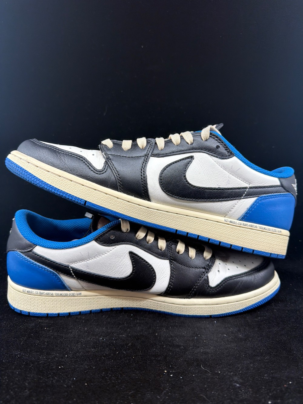 *USED* AJ 1 LOW X TRAVIS SCOTT X FRAGMENT - OG