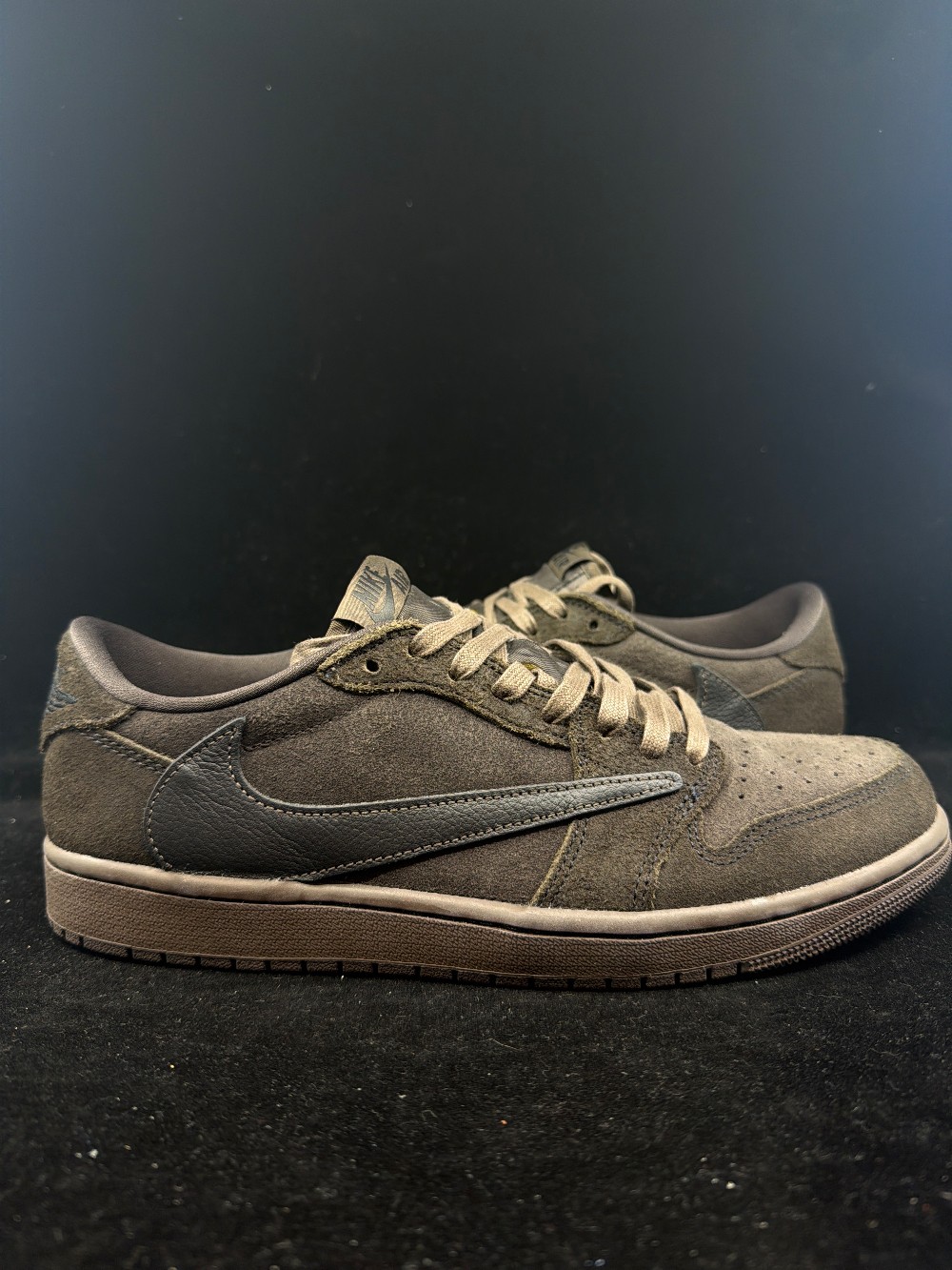 *VNDS* AJ 1 LOW X TRAVIS SCOTT - VELVET