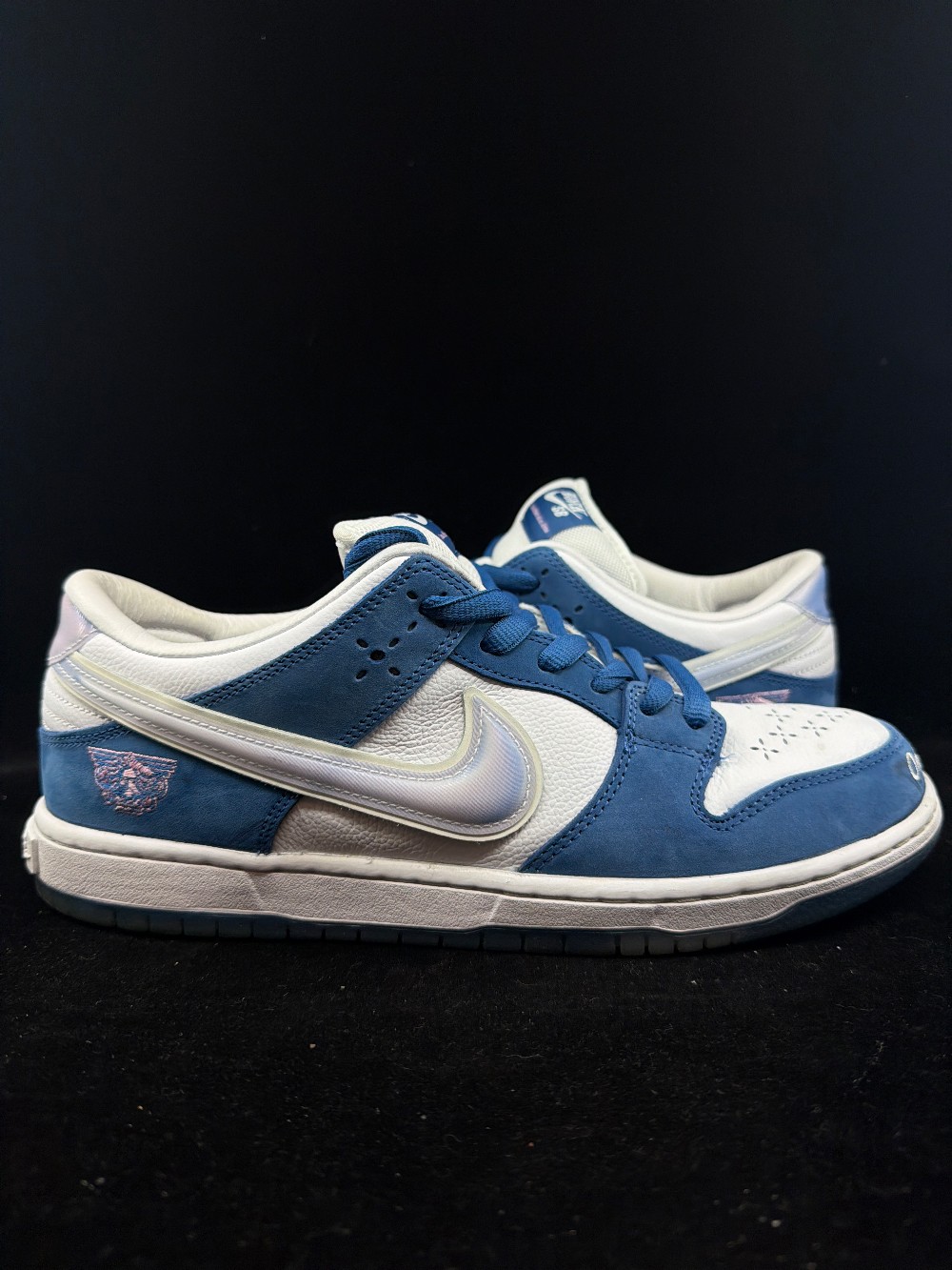 *USED* NIKE SB - BORN X RAISED