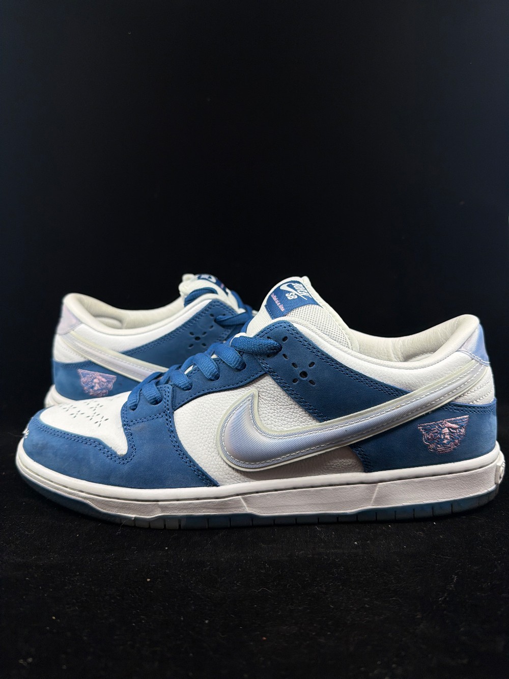 *USED* NIKE SB - BORN X RAISED