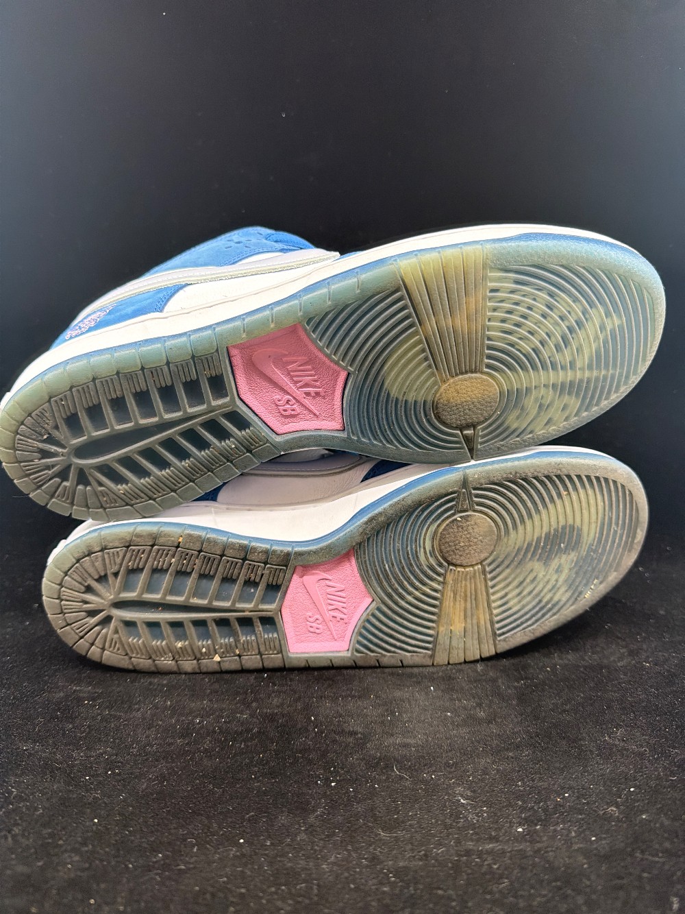 *USED* NIKE SB - BORN X RAISED