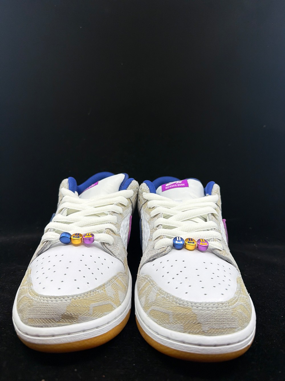 *USED* NIKE SB - RAYSSA LEAL