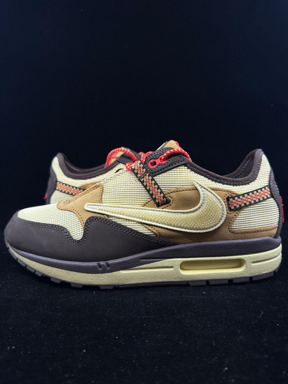 *USED* NIKE AIR MAX 1 X TRAVIS SCOTT - BAROQUE BROWN