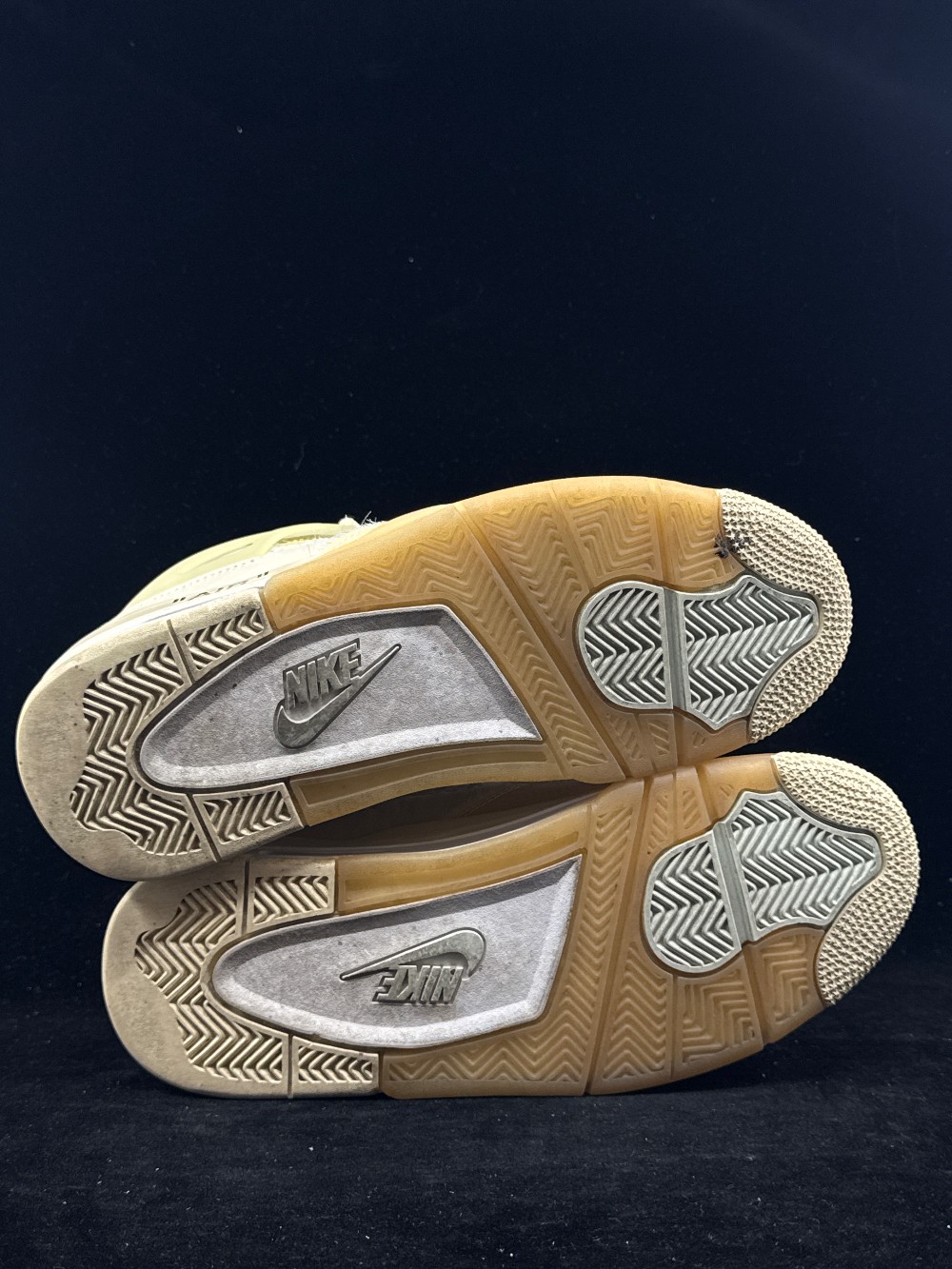 *USED* AJ 4 X OFF WHITE (W) - SAIL