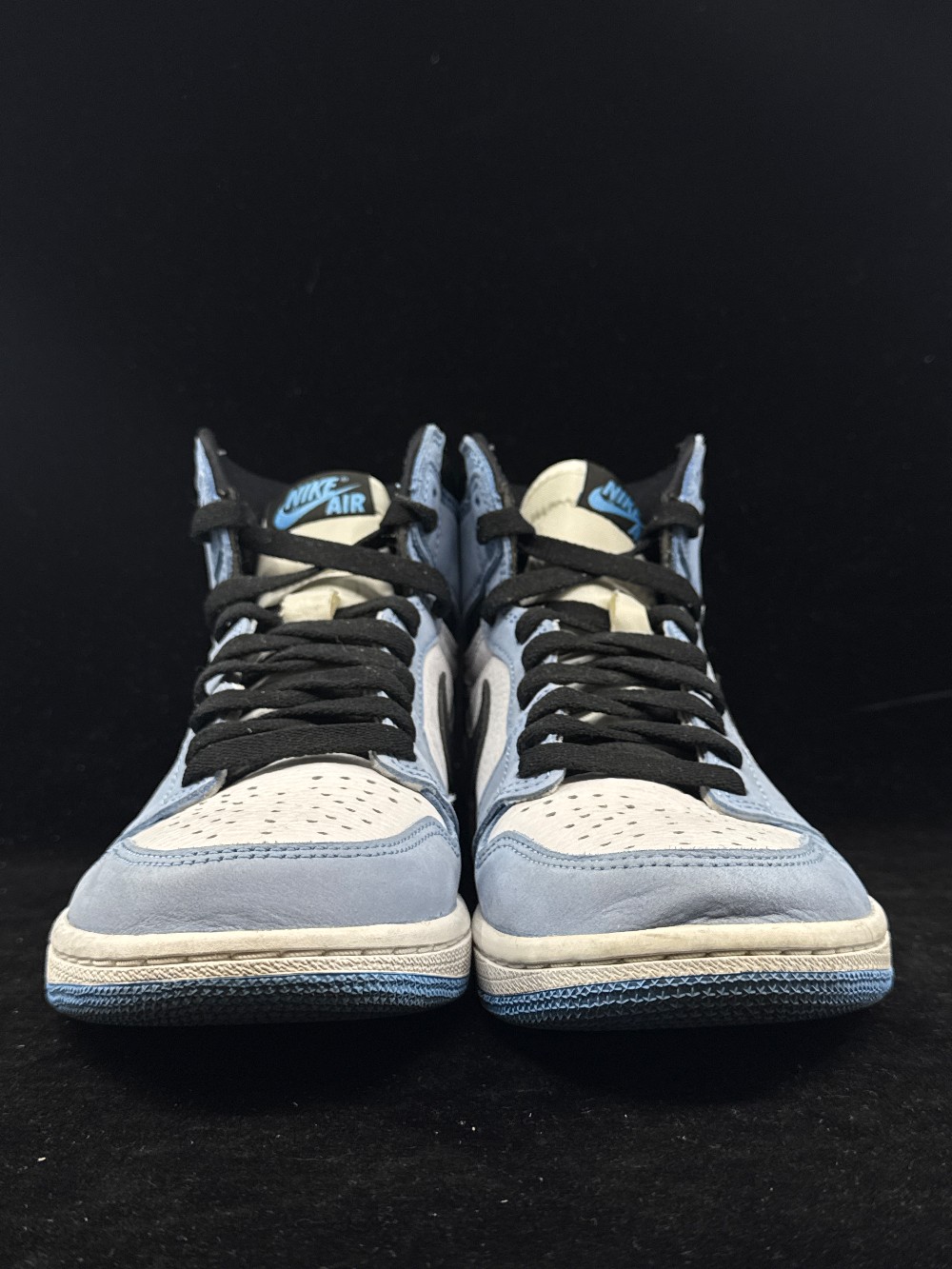 *USED* AJ 1 - UNIVERSITY BLUE