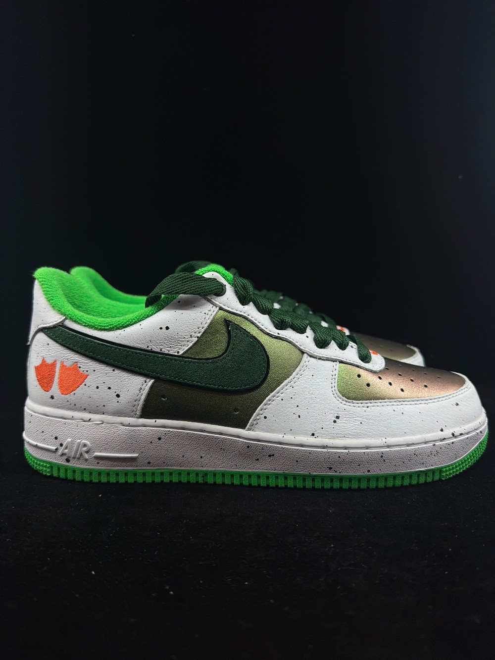 NIKE AIR FORCE 1 LOW - UNIVERSITY OF OREGON EGG OR DUCK