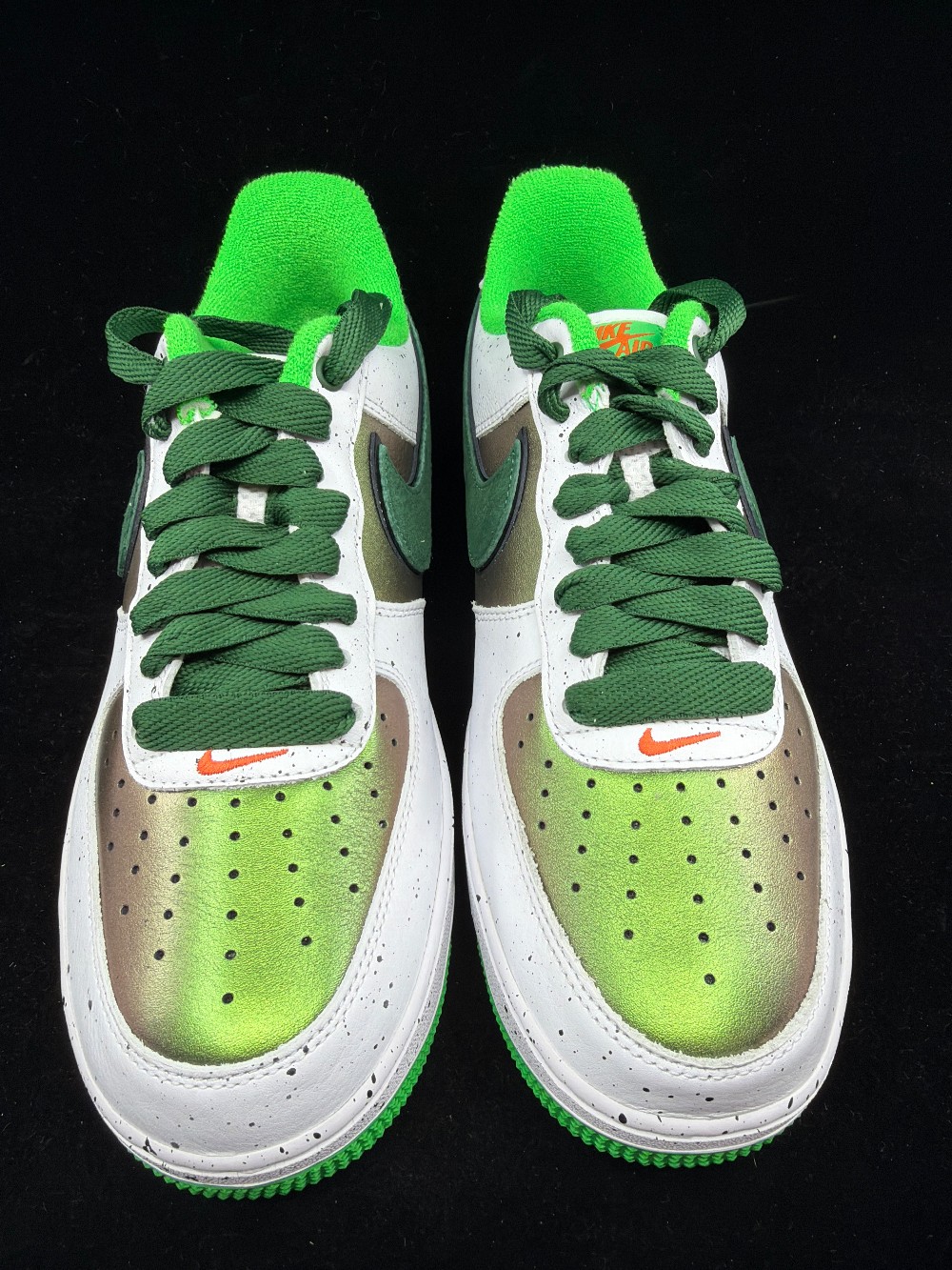 NIKE AIR FORCE 1 LOW - UNIVERSITY OF OREGON EGG OR DUCK