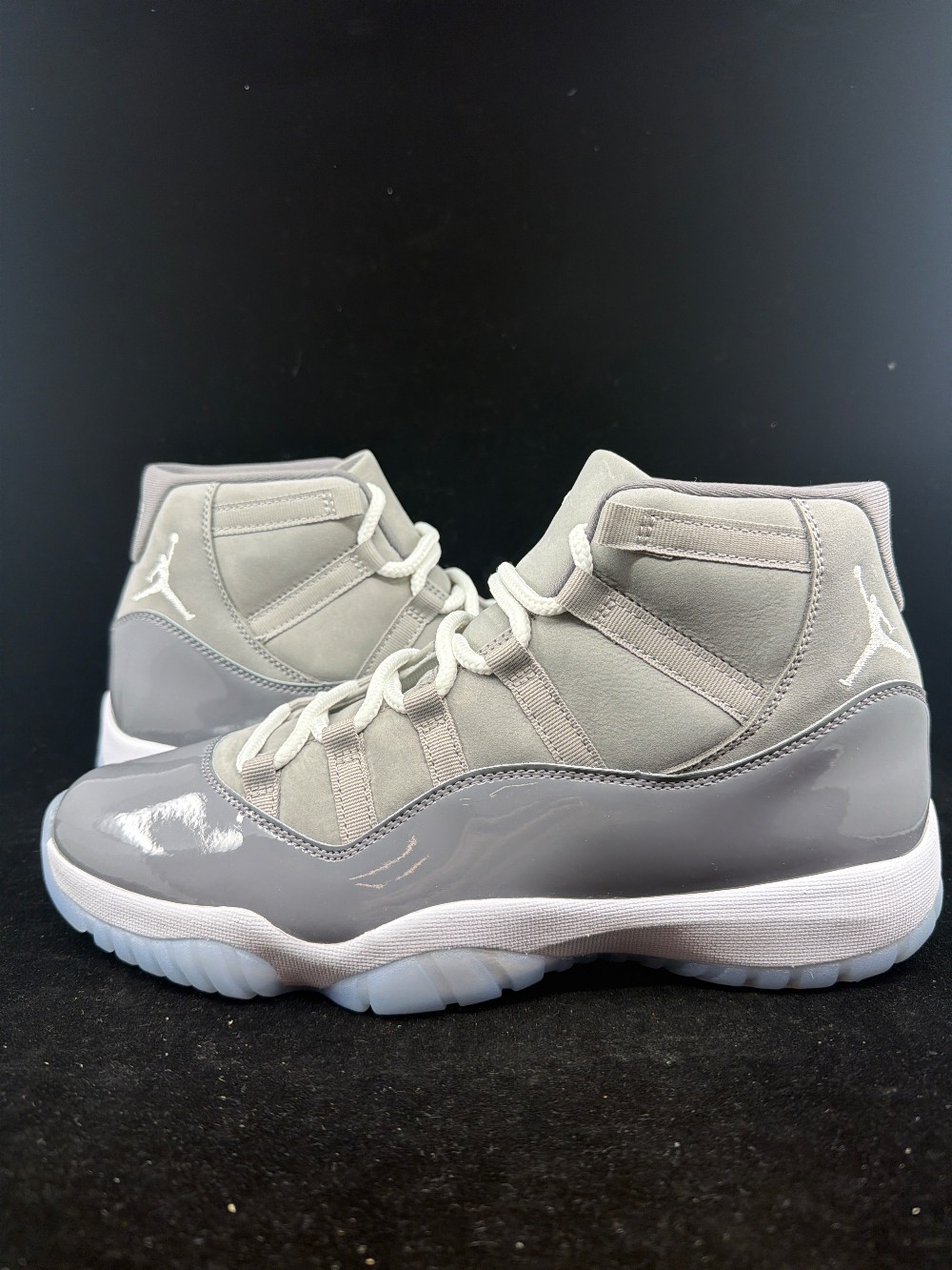 *USED* AJ 11 - COOL GREY (2021)