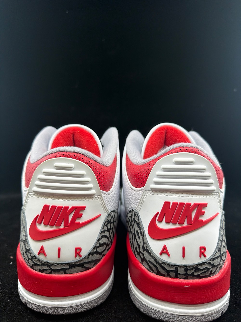 *VNDS* AJ 3 - FIRE RED (2022)