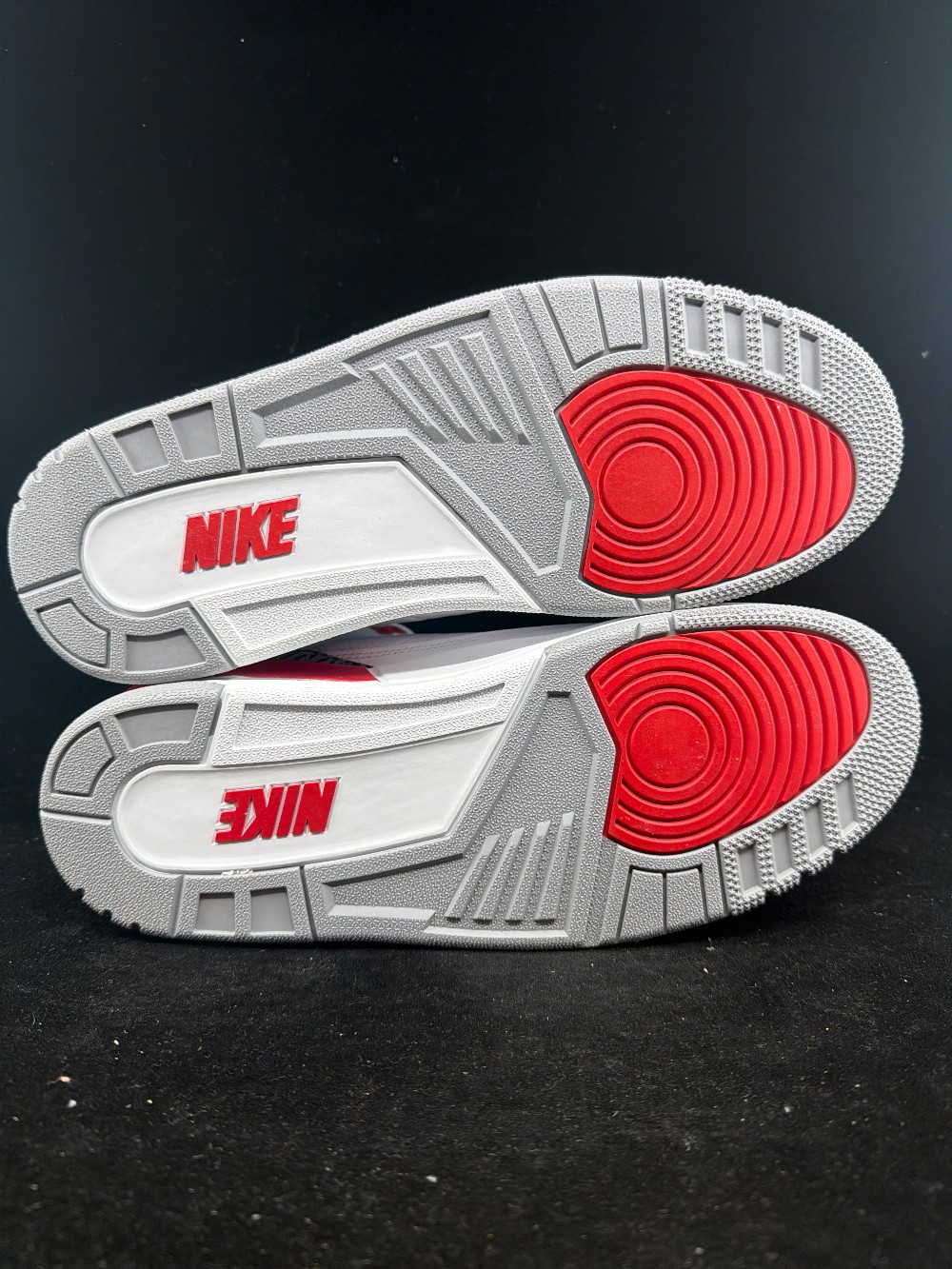 *VNDS* AJ 3 - FIRE RED (2022)