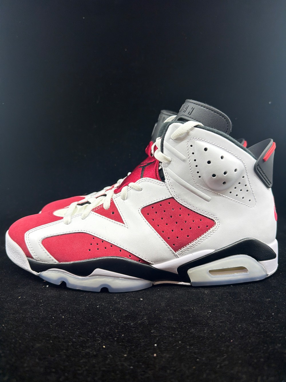 AJ 6 - CARMINE (2021)