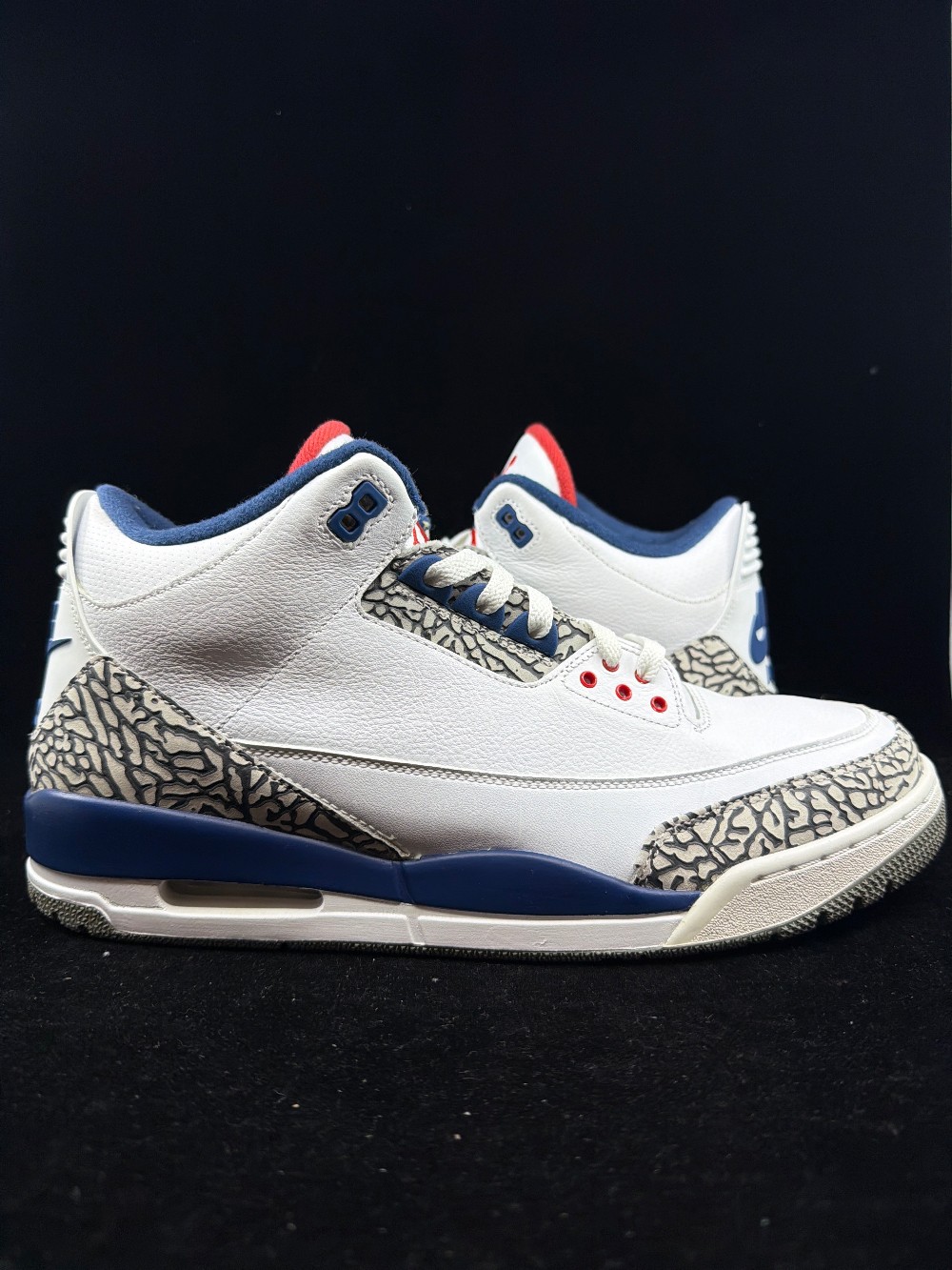 *USED* AJ 3 - TRUE BLUE (2016)