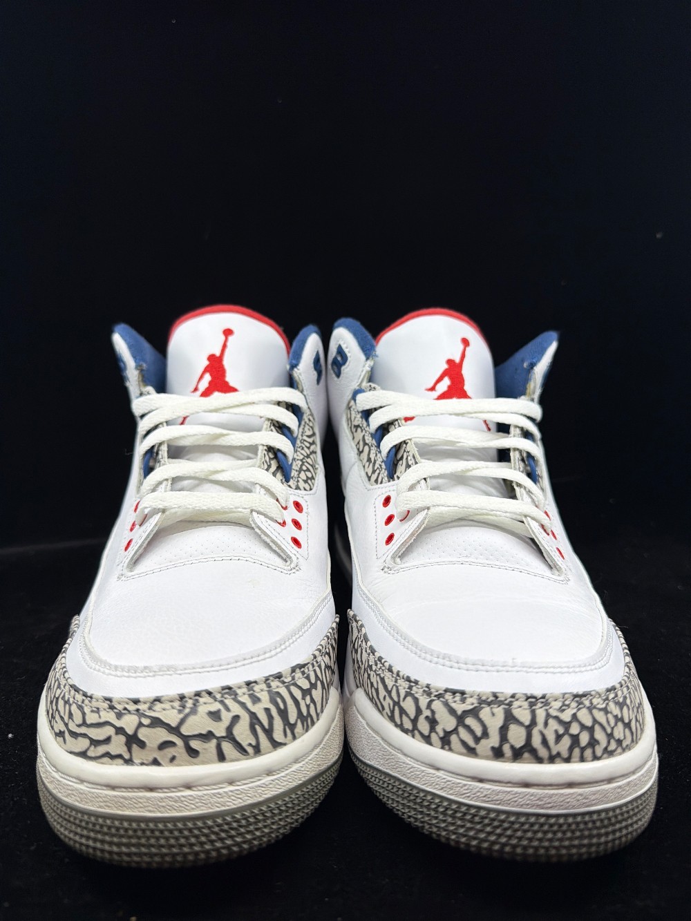 *USED* AJ 3 - TRUE BLUE (2016)