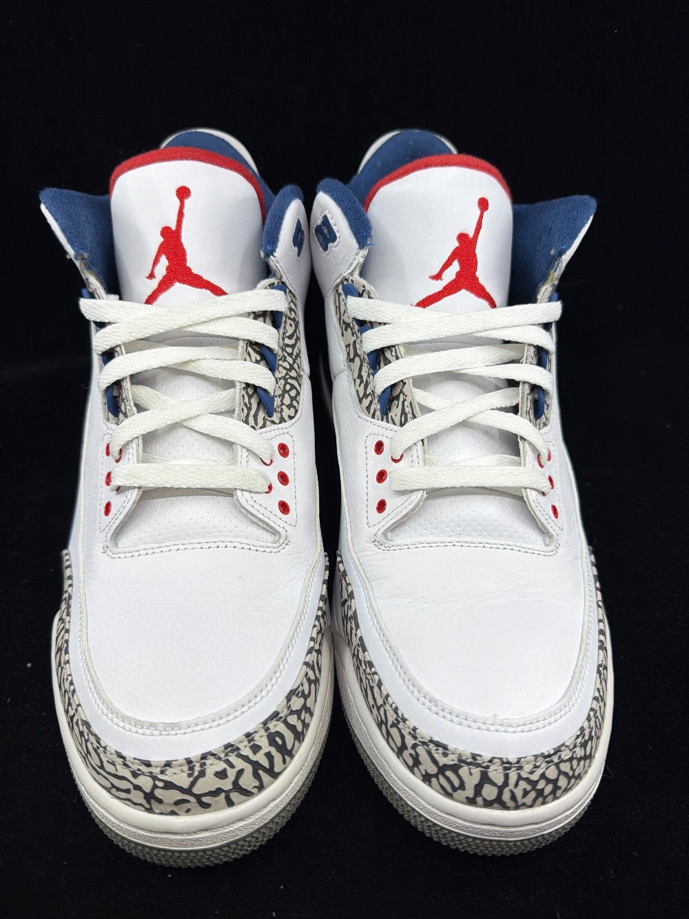 *USED* AJ 3 - TRUE BLUE (2016)