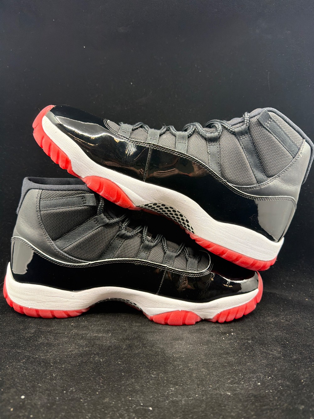 *USED* AJ 11 - PLAYOFFS BRED (2019)