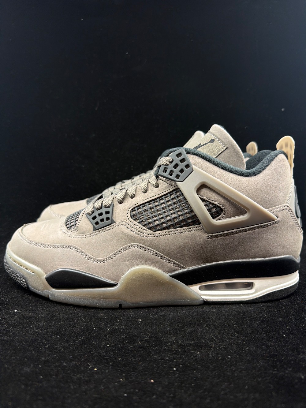 AJ 4 - CAVE STONE