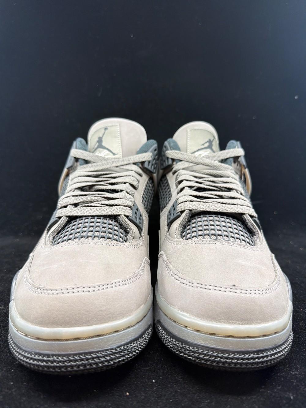 AJ 4 - CAVE STONE