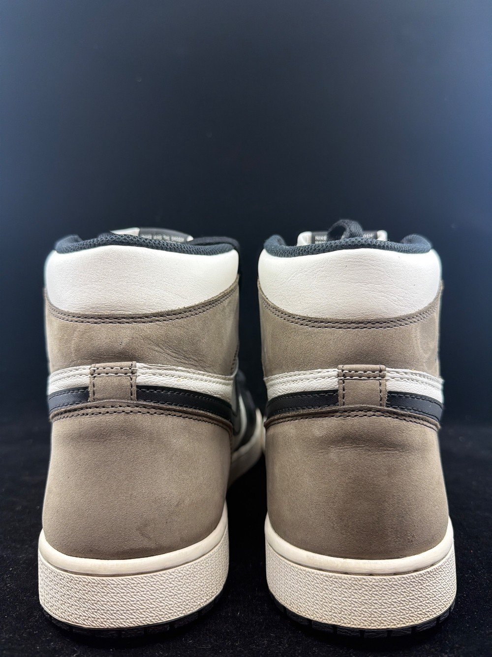 *USED* AJ 1 - DARK MOCHA