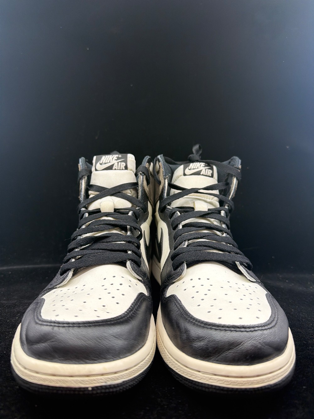 *USED* AJ 1 - DARK MOCHA