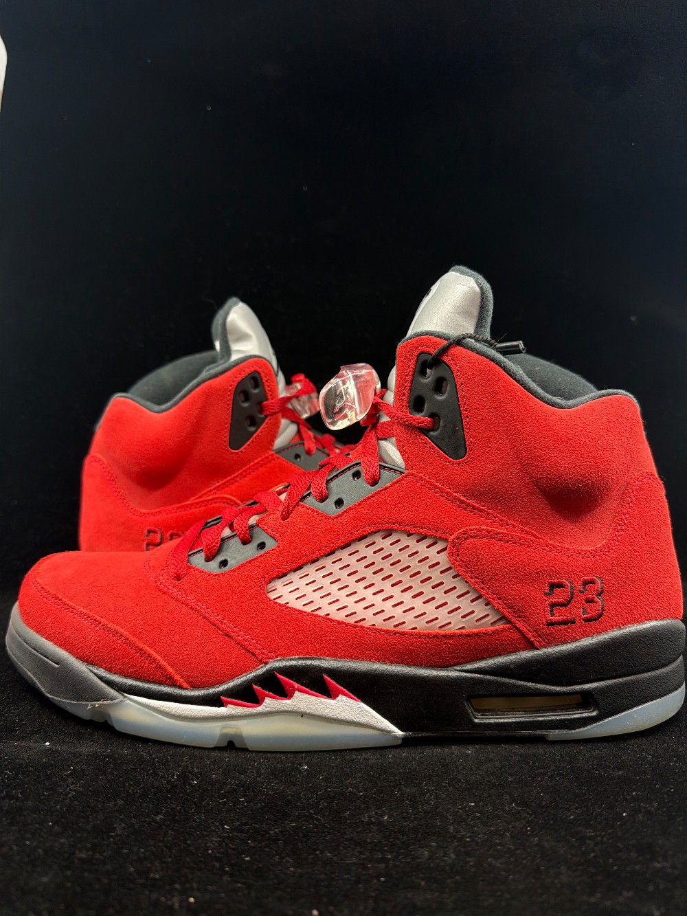 *USED* AJ 5 - RAGING BULL