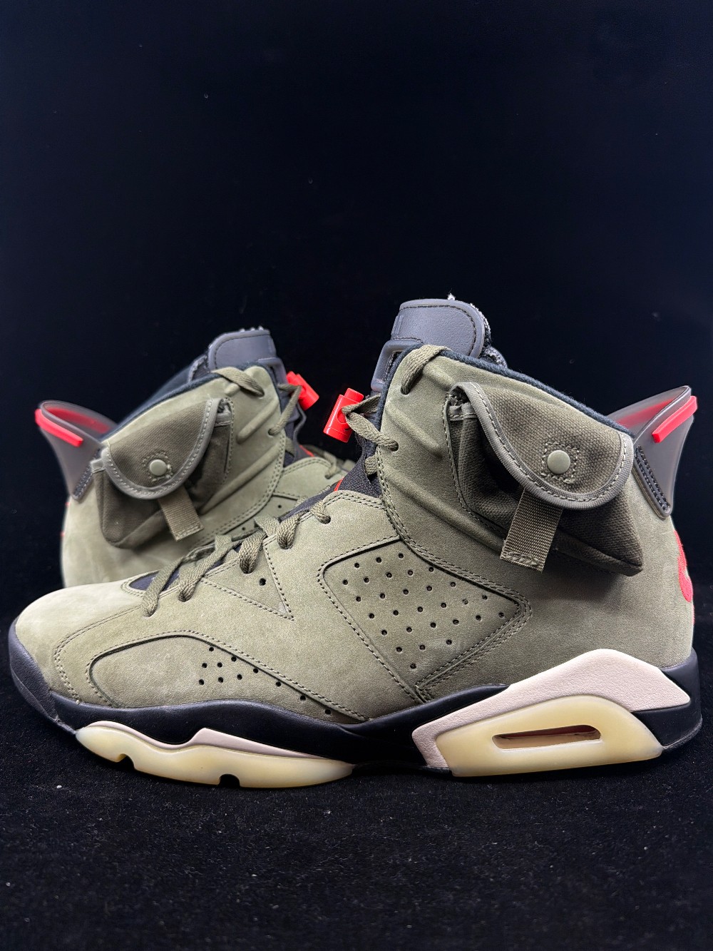 *USED* AJ 6 TRAVIS SCOTT - OLIVE