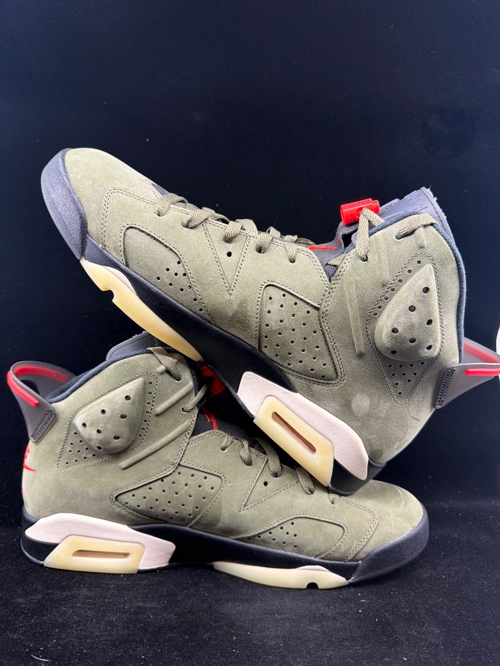 *USED* AJ 6 TRAVIS SCOTT - OLIVE