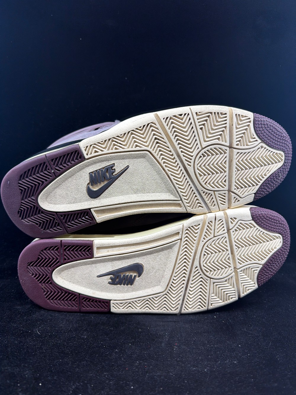 *USED* AJ 4 - A MA MANIERE - VIOLET ORE