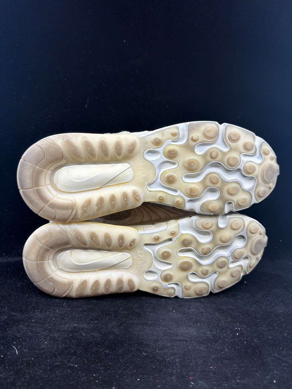 *USED* NIKE AIR MAX 270 X TRAVIS SCOTT - CACTUS TRAILS