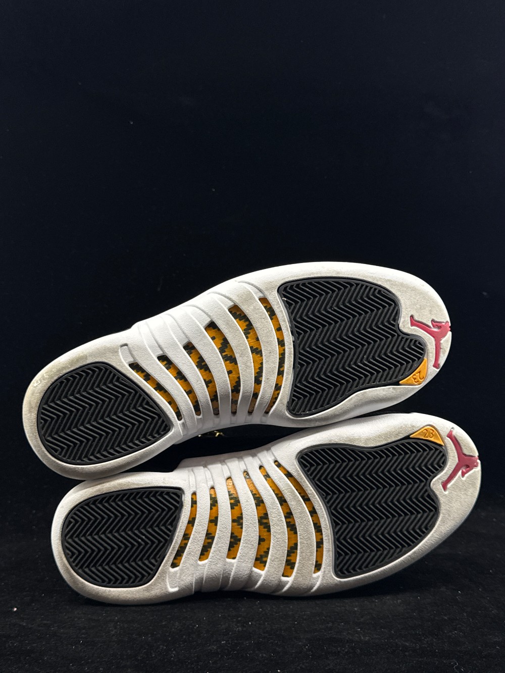 *USED* AJ 12 - REVERSE TAXI