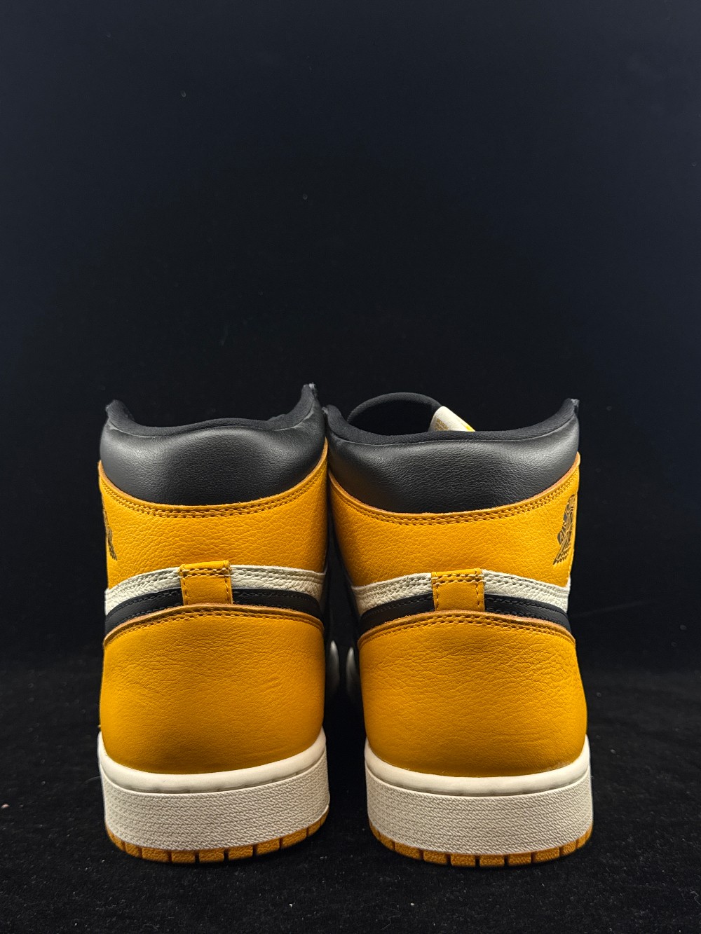 *NO BOX* AJ 1 - TAXI