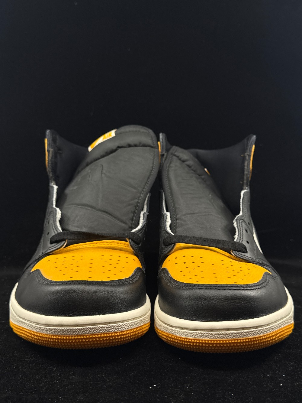 *NO BOX* AJ 1 - TAXI