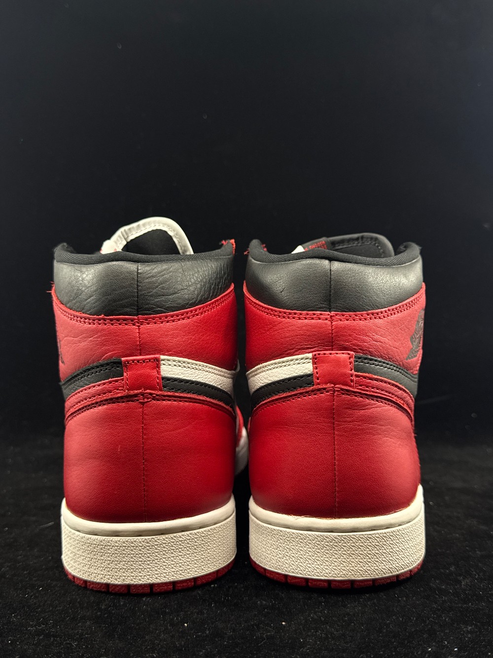 *VNDS/NO BOX* AJ 1 - HOMAGE TO HOME (NON-NUMBERED)