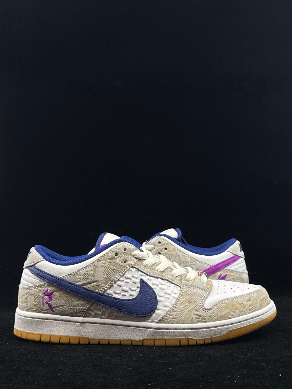 *VNDS* NIKE SB DUNK LOW - RAYSSA LEAL