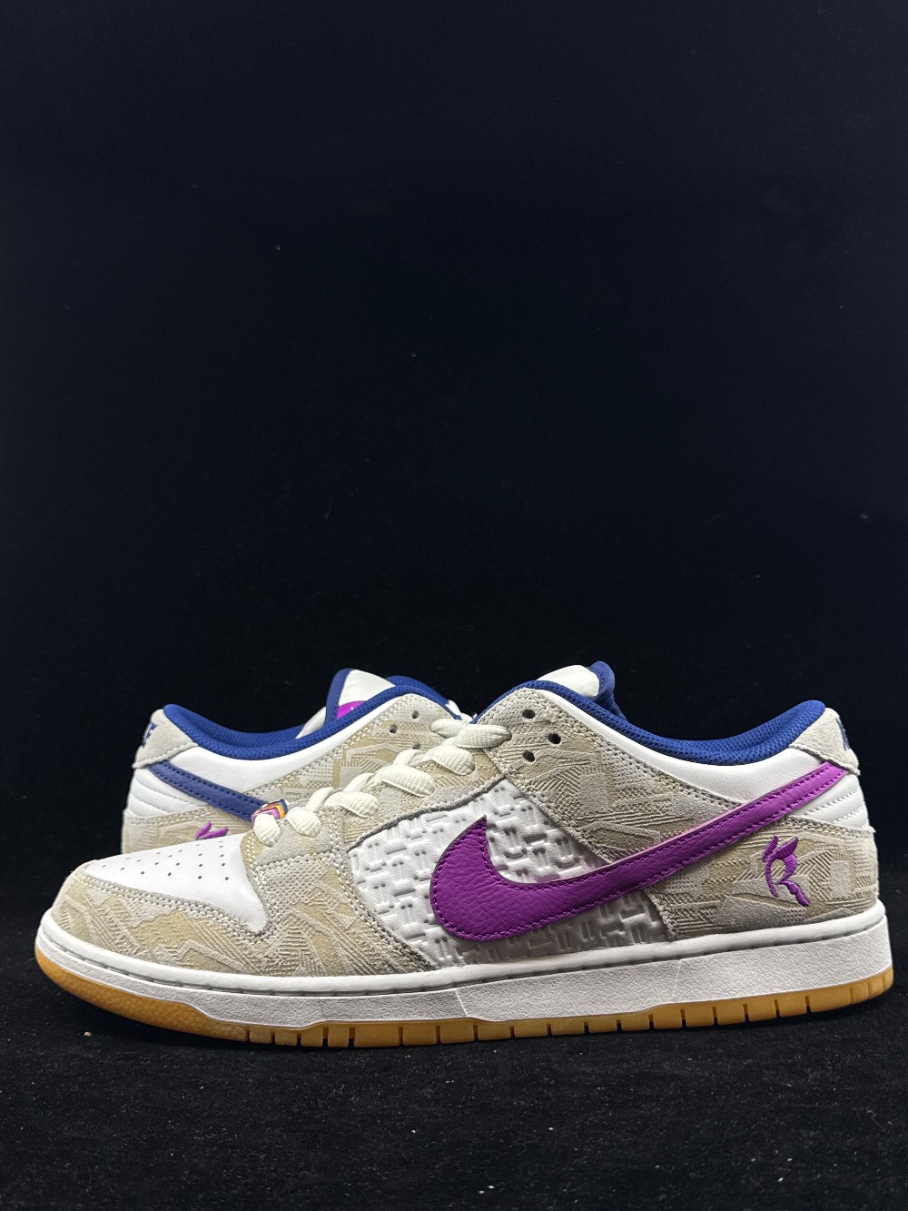 *VNDS* NIKE SB DUNK LOW - RAYSSA LEAL