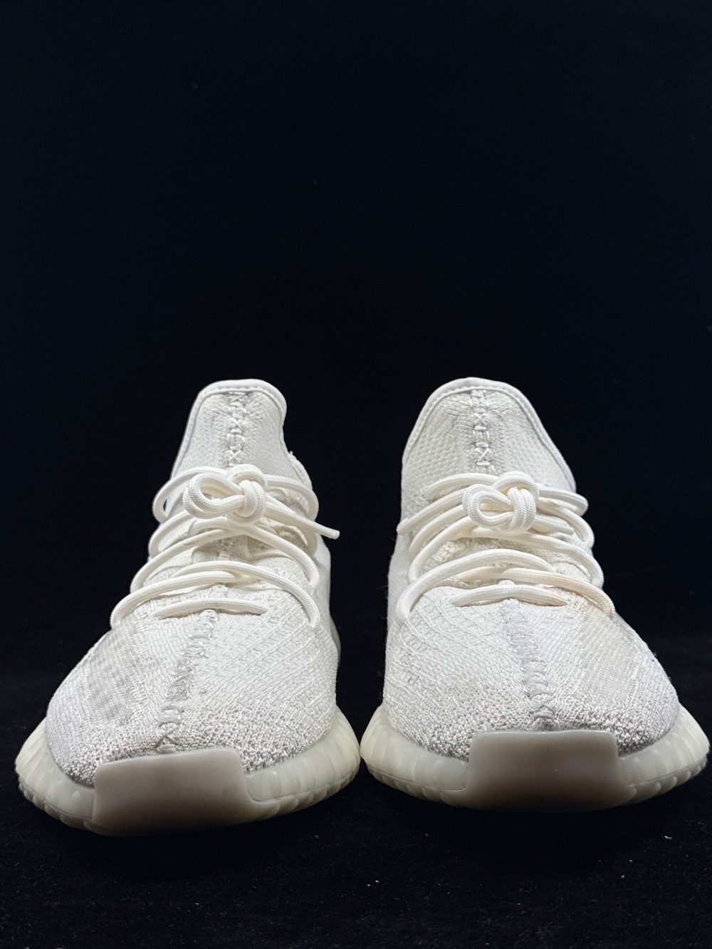 *USED* YEEZY 350 BOOST V2 - BONE