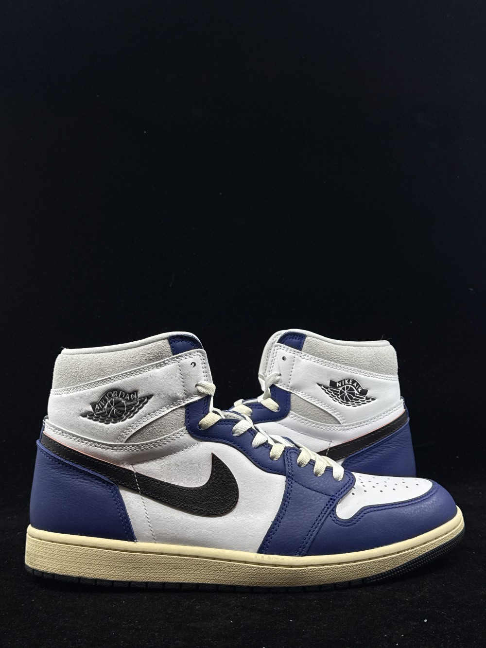 *USED* AJ 1 - RARE AIR