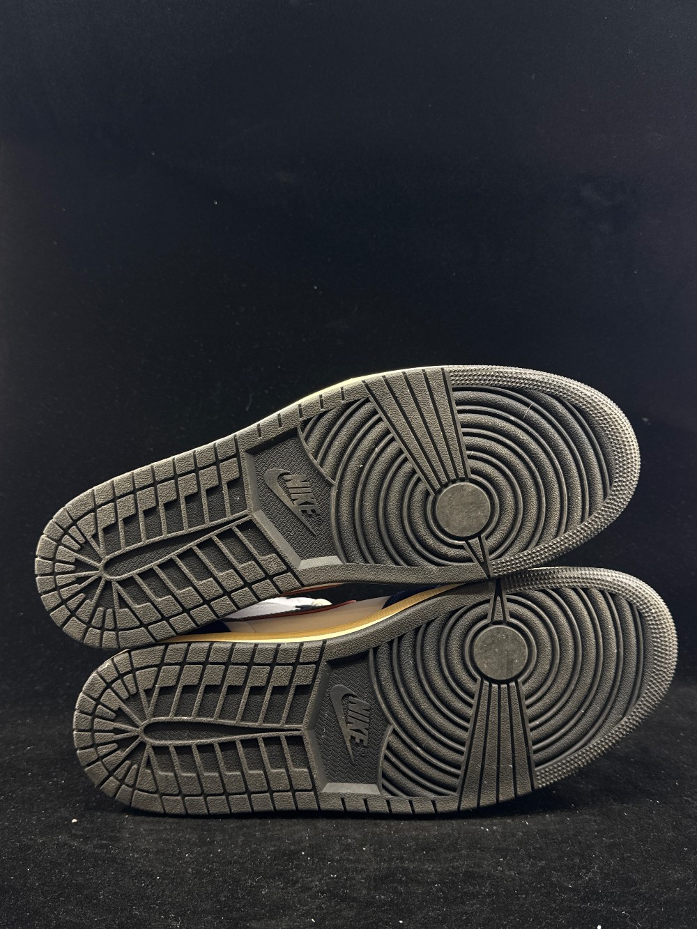 *VNDS* AJ 1 - RARE AIR