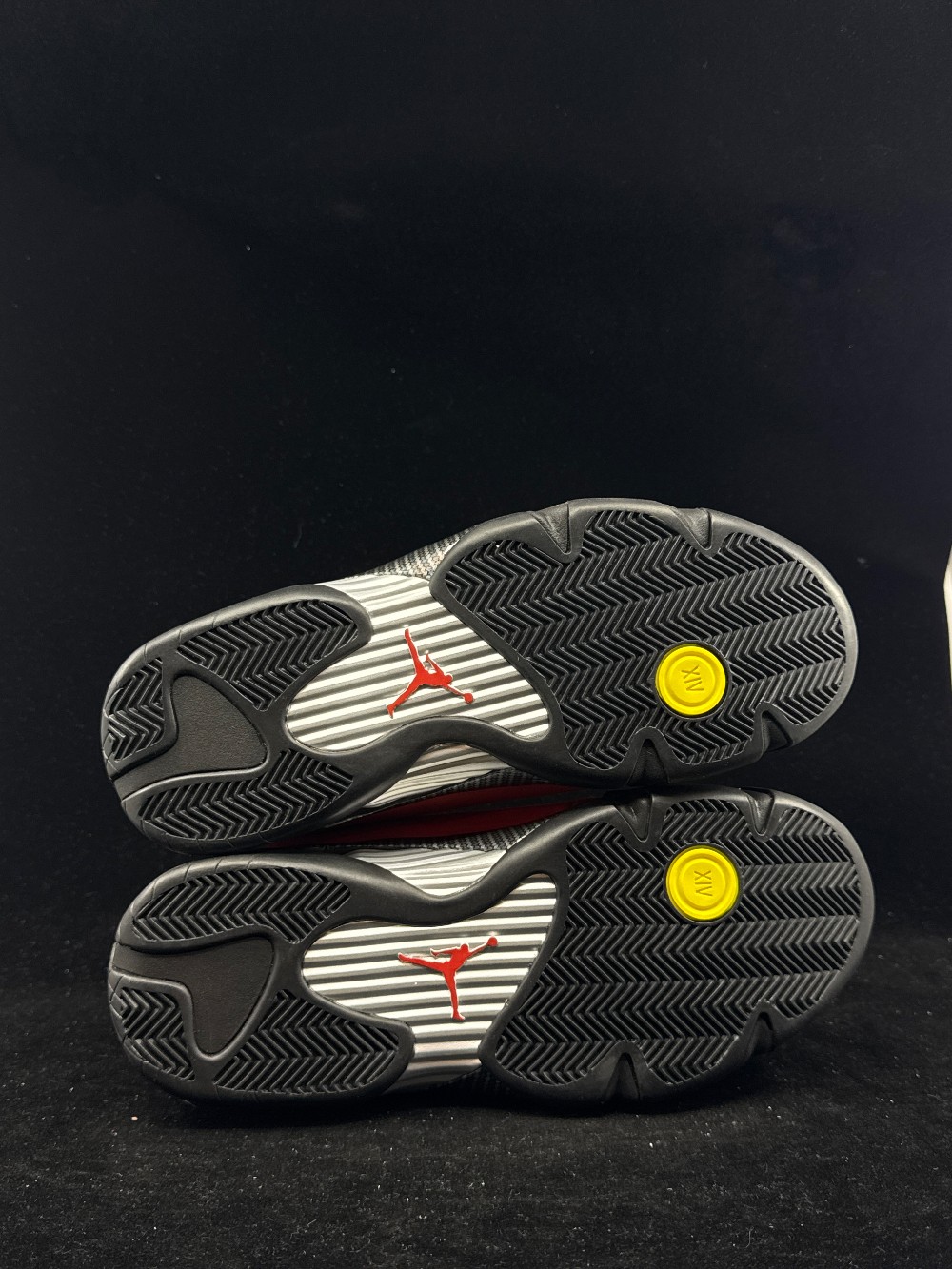 AJ 14 - FERRARI (2025)