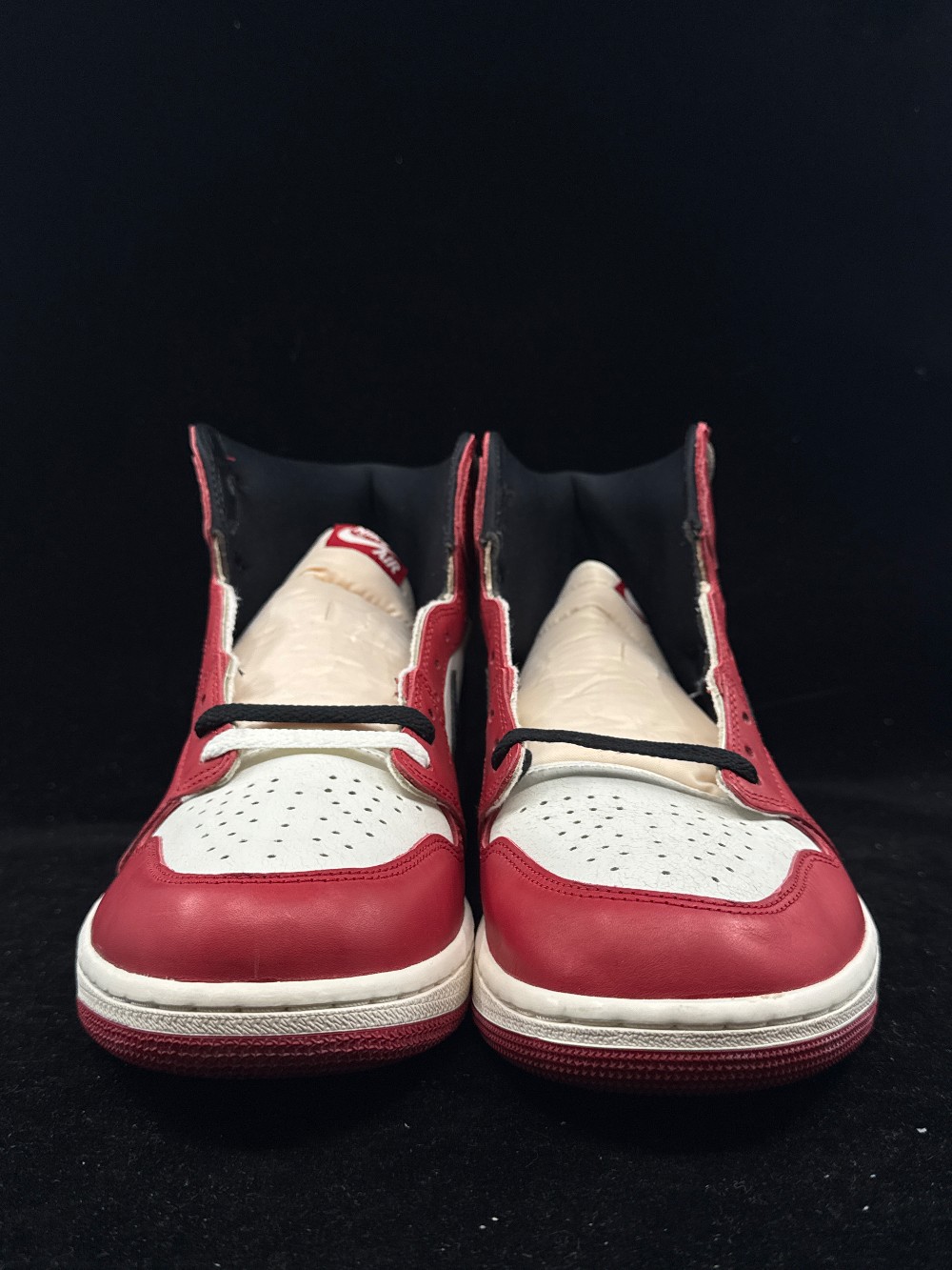 *NO BOX* AJ 1 - CHICAGO LOST AND FOUND