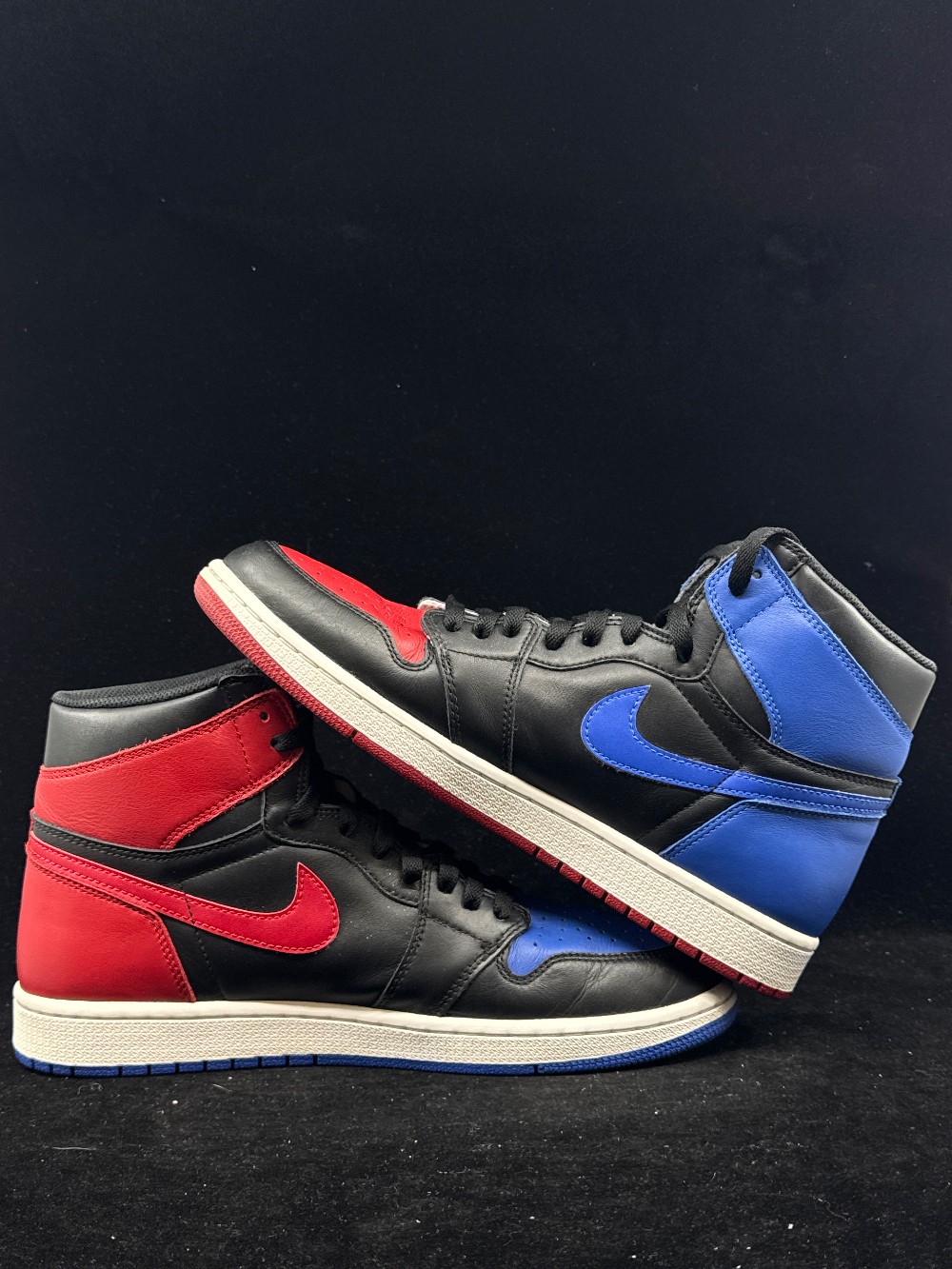 *USED* AJ 1 - TOP 3 (2016)