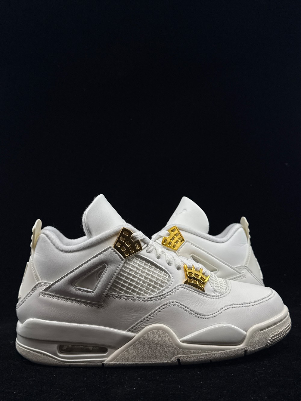 *VNDS* AJ 4 (W) - METALLIC GOLD
