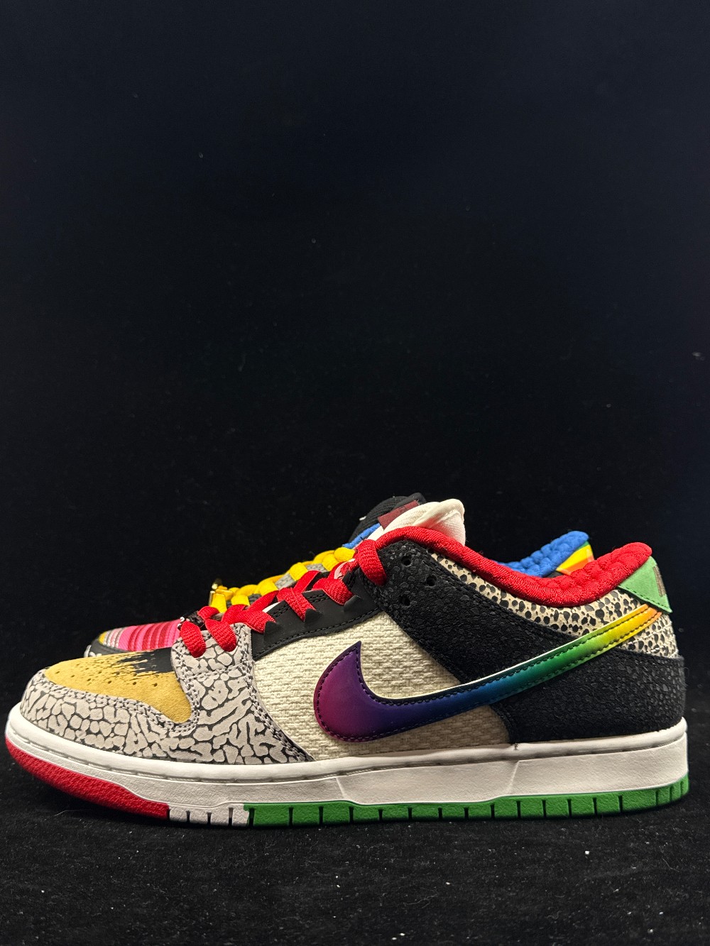 NIKE SB DUNK LOW - WHAT THE PAUL