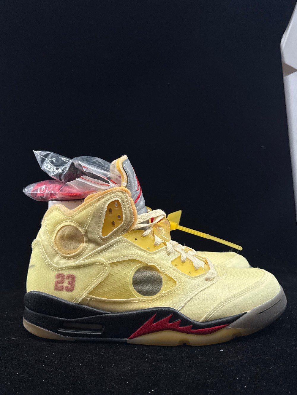 AJ 5 X OFF WHITE - SAIL