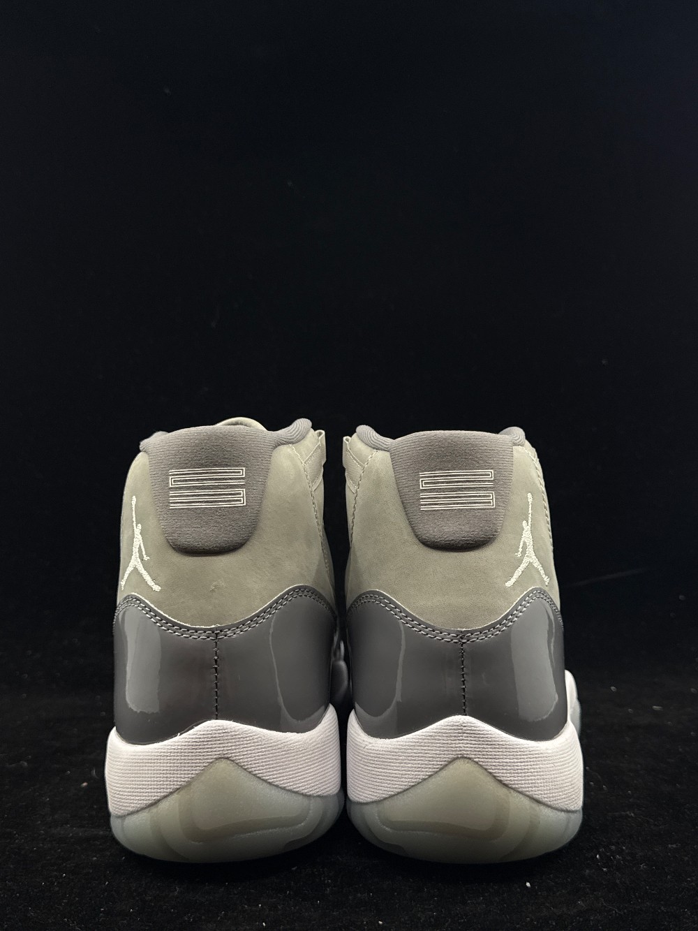 AJ 11 - COOL GREY (2021)