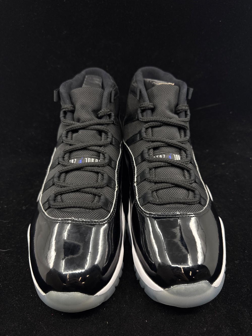 AJ 11 - SPACE JAM (2016)