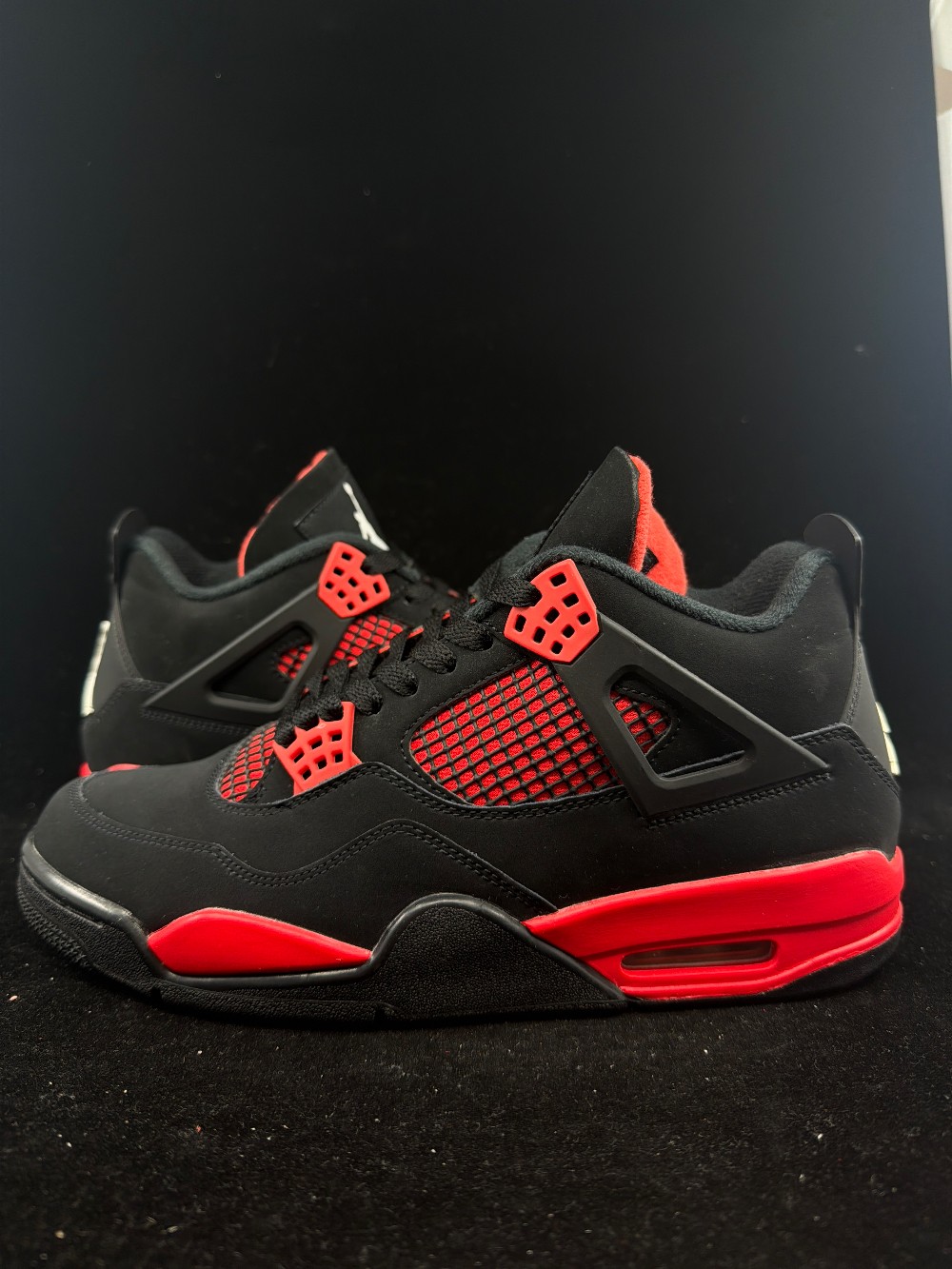 *VNDS/NO BOX* AJ 4 - RED THUNDER
