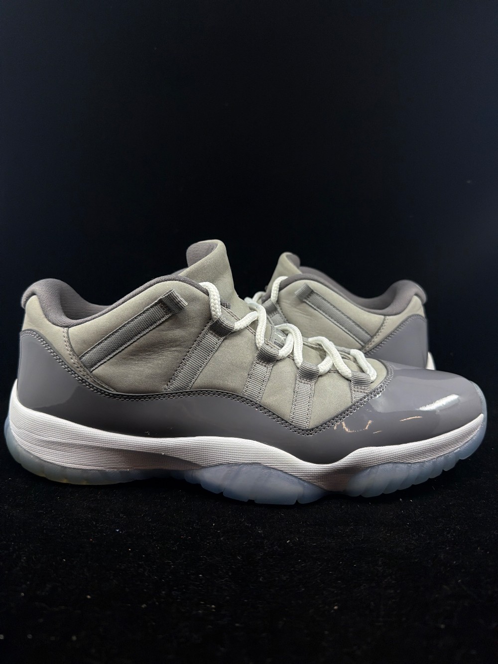 *USED/NO BOX* AJ 11 LOW - COOL GREY