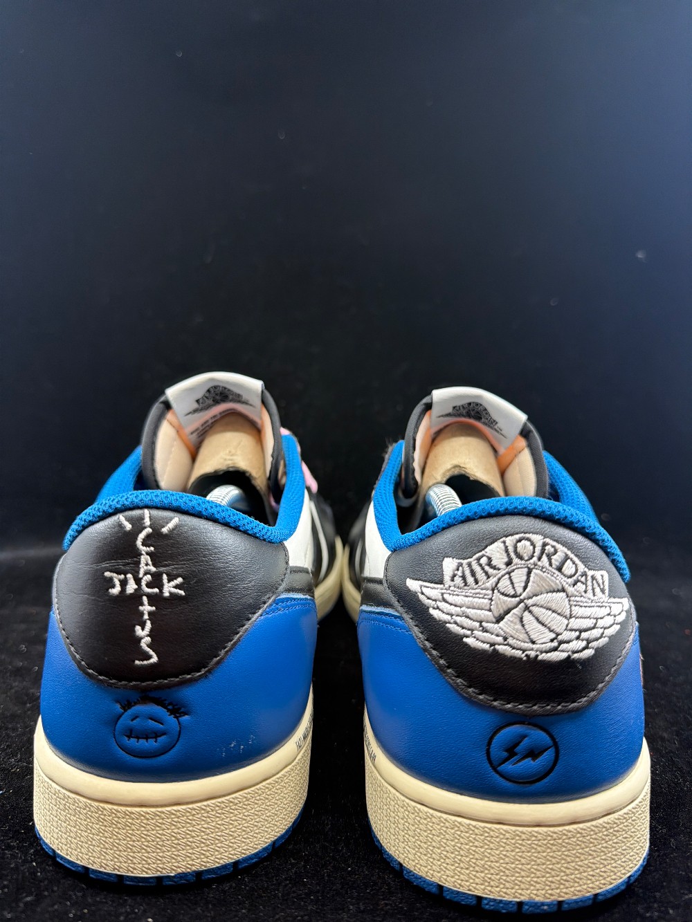 *USED* AJ 1 LOW X TRAVIS SCOTT X FRAGMENT