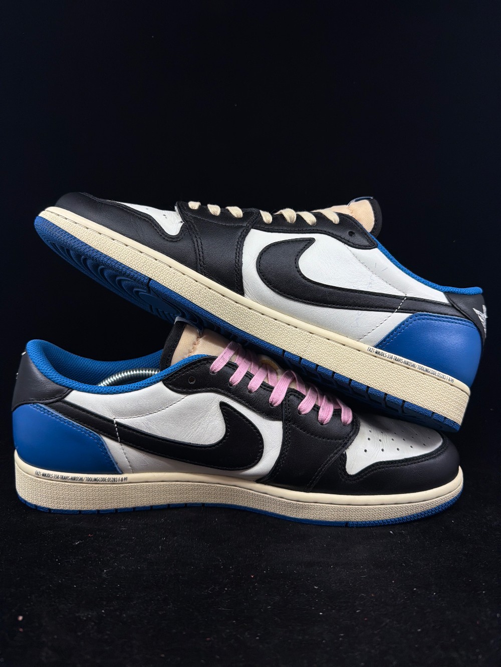 *USED* AJ 1 LOW X TRAVIS SCOTT X FRAGMENT
